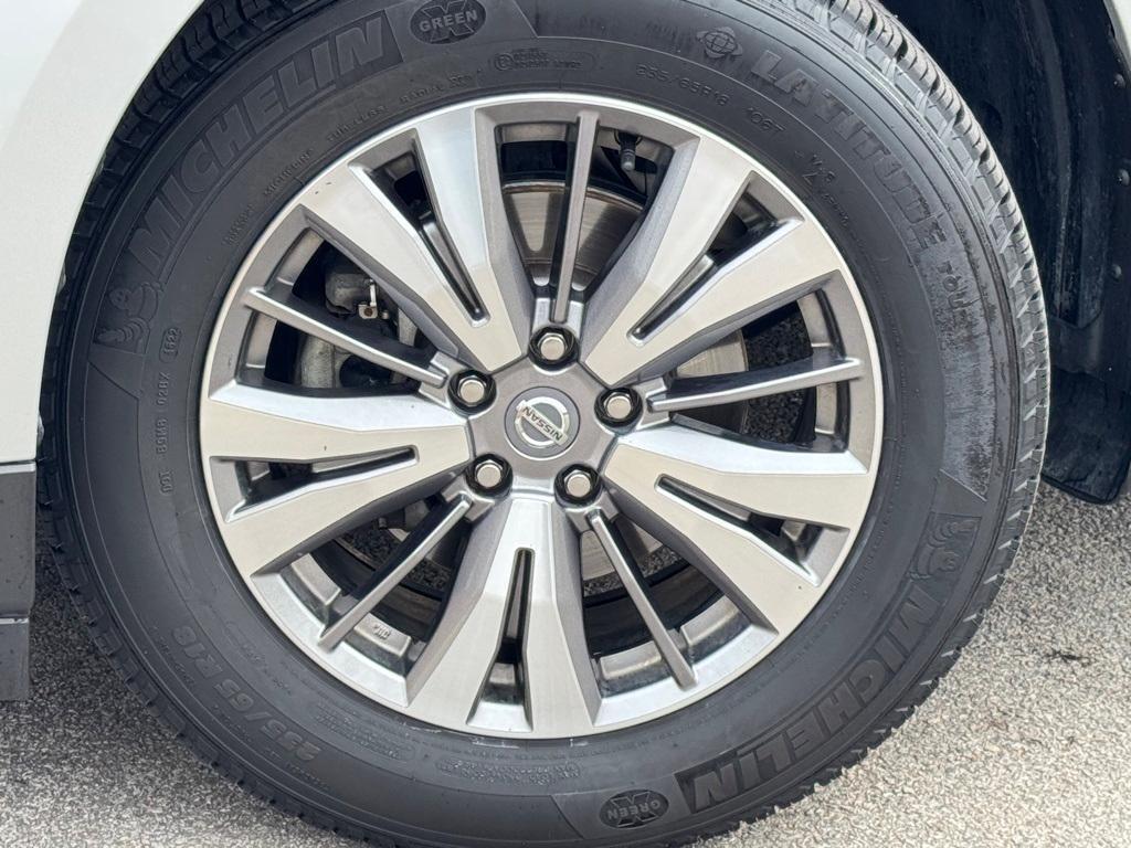 used 2020 Nissan Pathfinder car, priced at $17,799