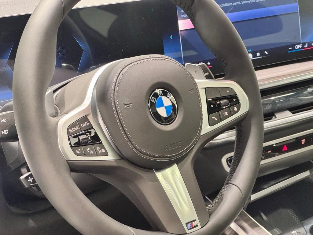new 2026 BMW X7 car, priced at $94,485