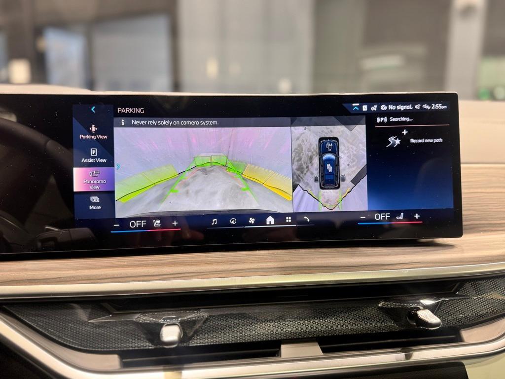 new 2026 BMW X7 car, priced at $94,485