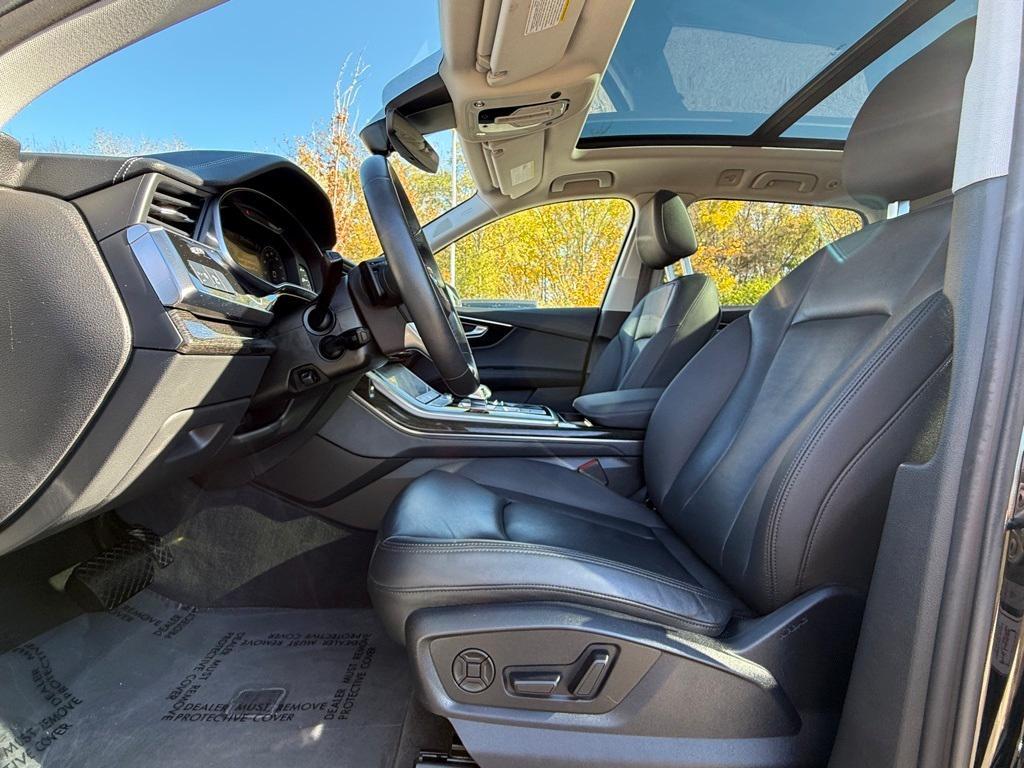 used 2023 Audi Q7 car, priced at $34,299