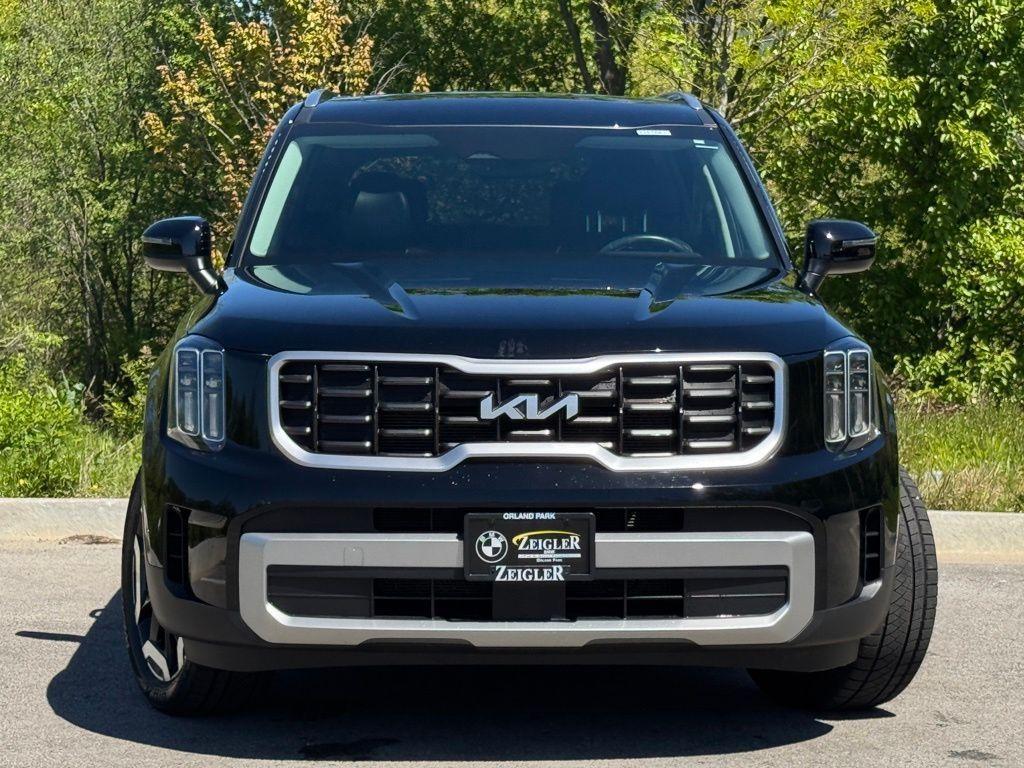 used 2023 Kia Telluride car, priced at $32,394