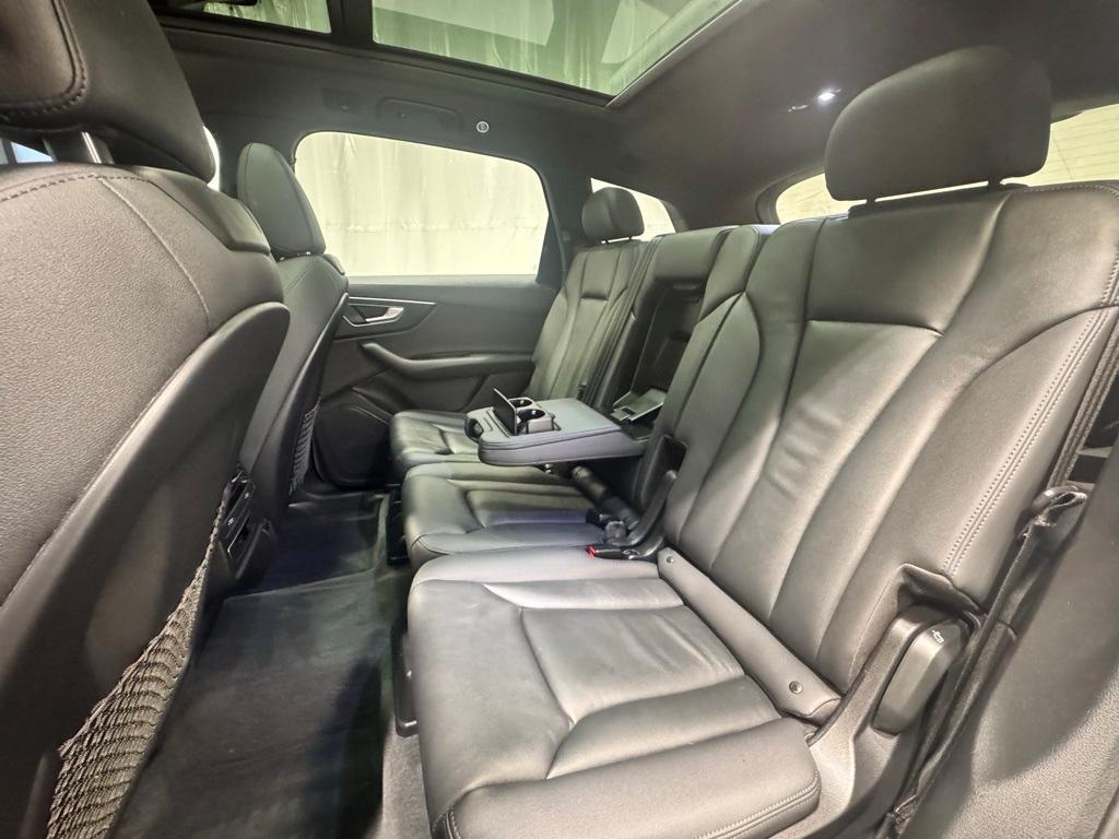 used 2021 Audi Q7 car, priced at $30,000