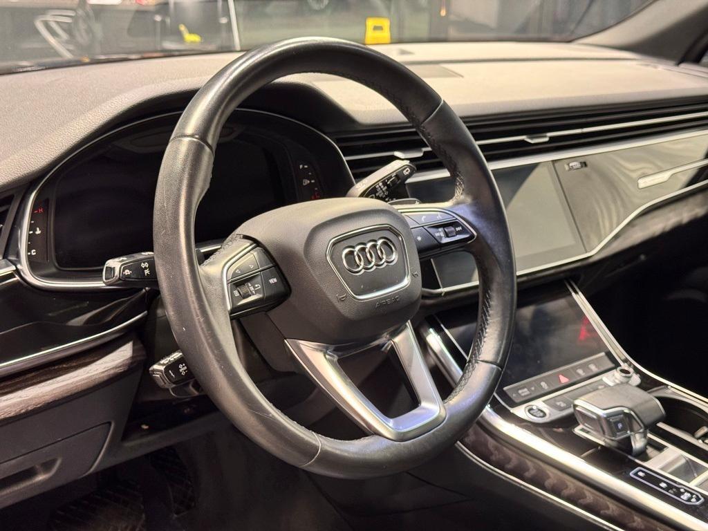 used 2021 Audi Q7 car, priced at $30,000