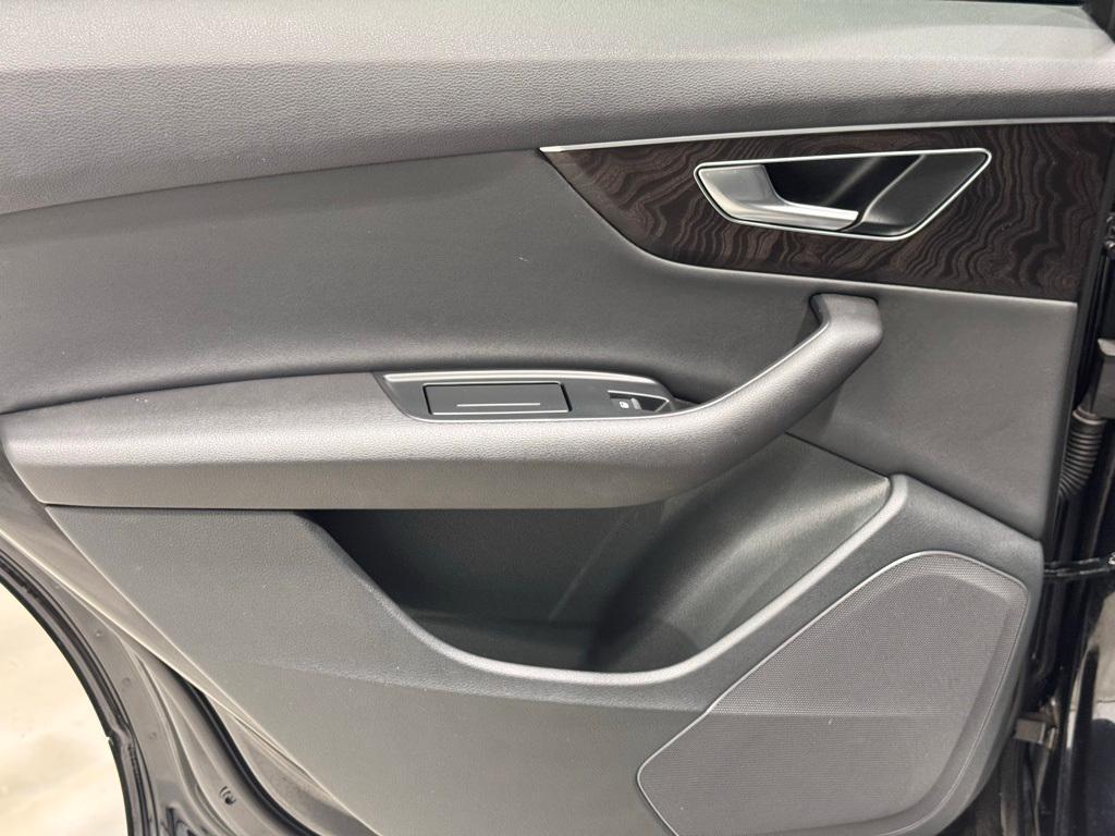 used 2021 Audi Q7 car, priced at $30,000