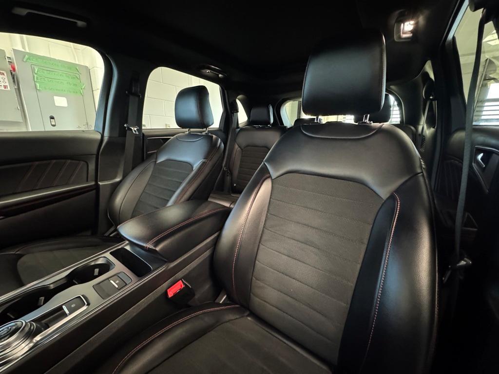 used 2022 Ford Edge car, priced at $24,925