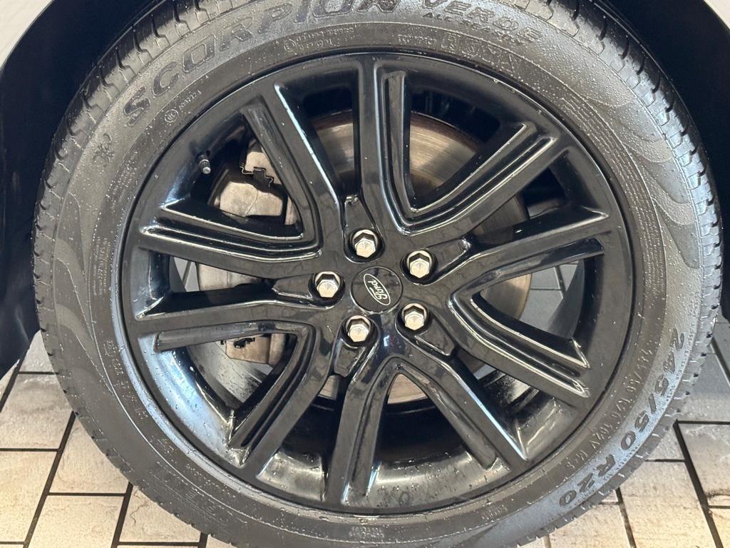 used 2022 Ford Edge car, priced at $24,925