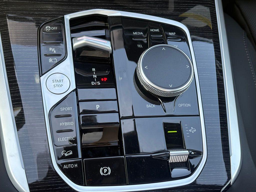 new 2026 BMW X5 PHEV car, priced at $90,550