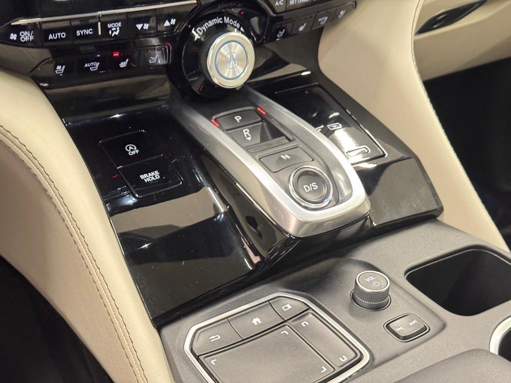 used 2024 Acura MDX car, priced at $49,600