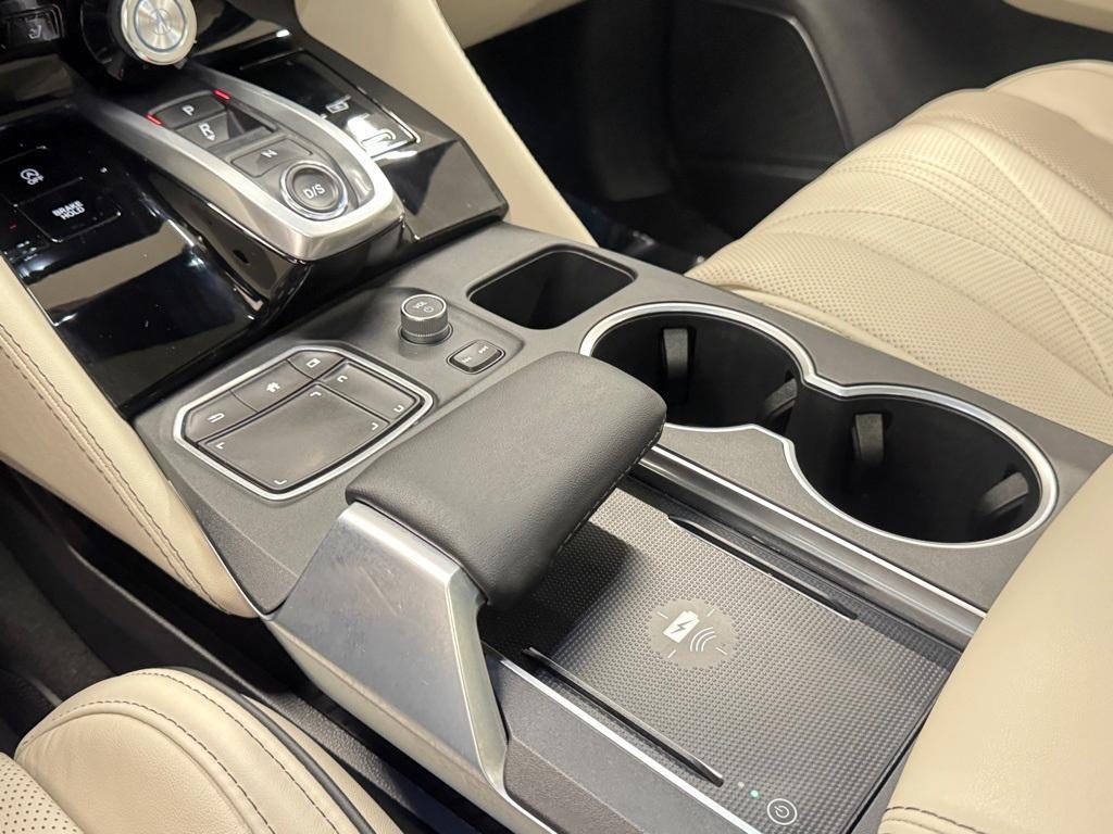 used 2024 Acura MDX car, priced at $49,600