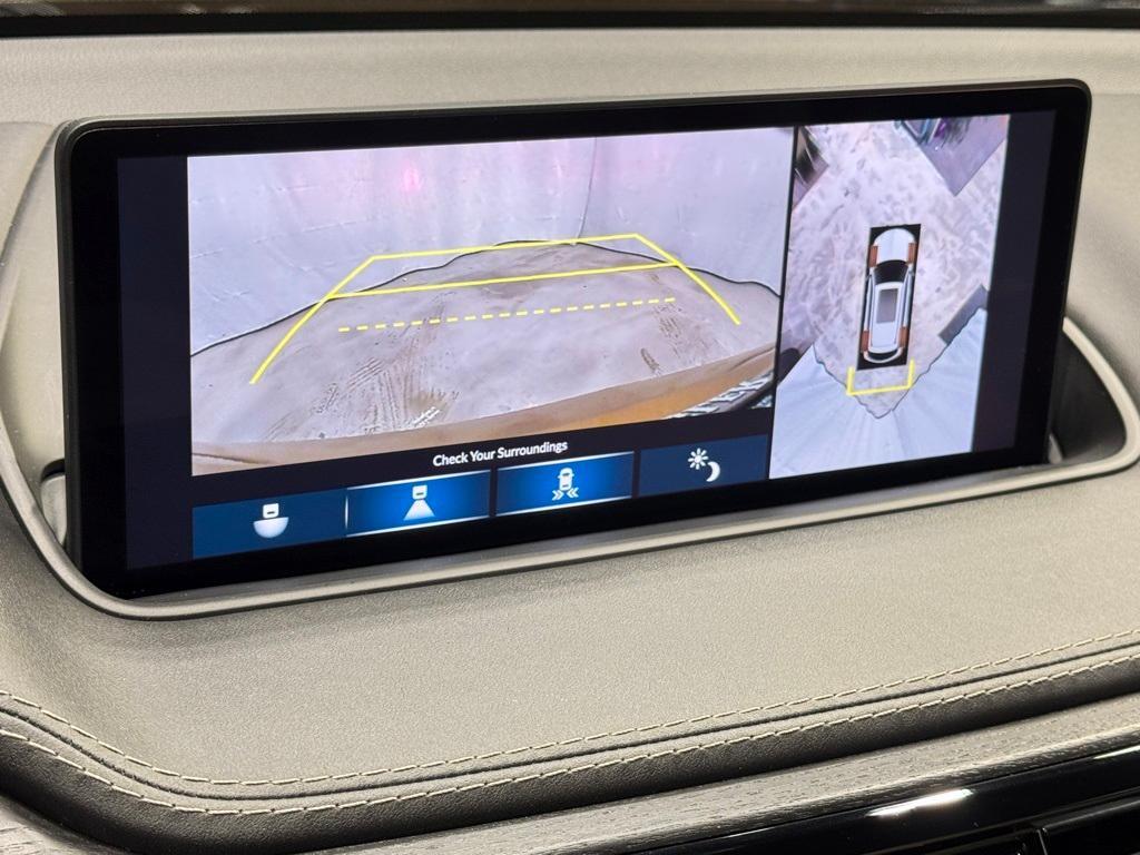 used 2024 Acura MDX car, priced at $49,600