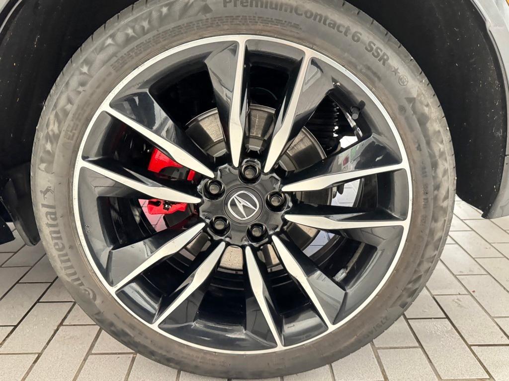 used 2024 Acura MDX car, priced at $49,600