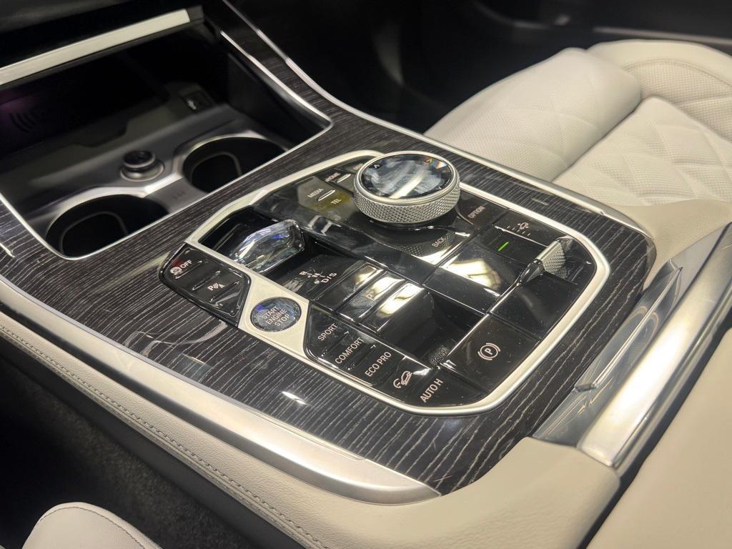 new 2026 BMW X7 car, priced at $98,235