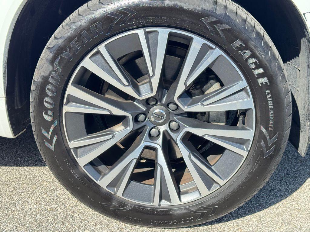 used 2021 Volvo XC90 car, priced at $31,763