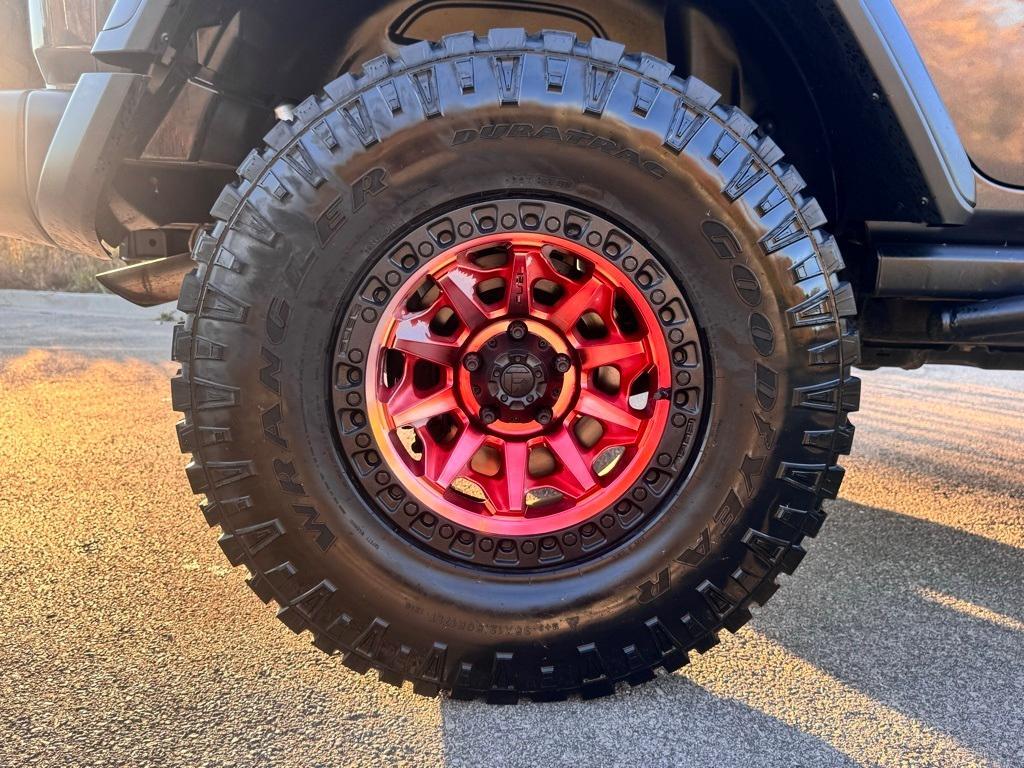 used 2019 Jeep Wrangler Unlimited car, priced at $28,299