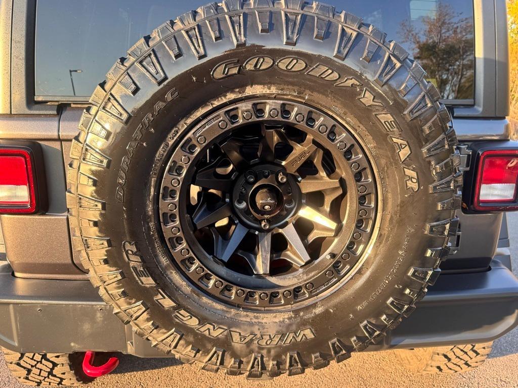 used 2019 Jeep Wrangler Unlimited car, priced at $28,299