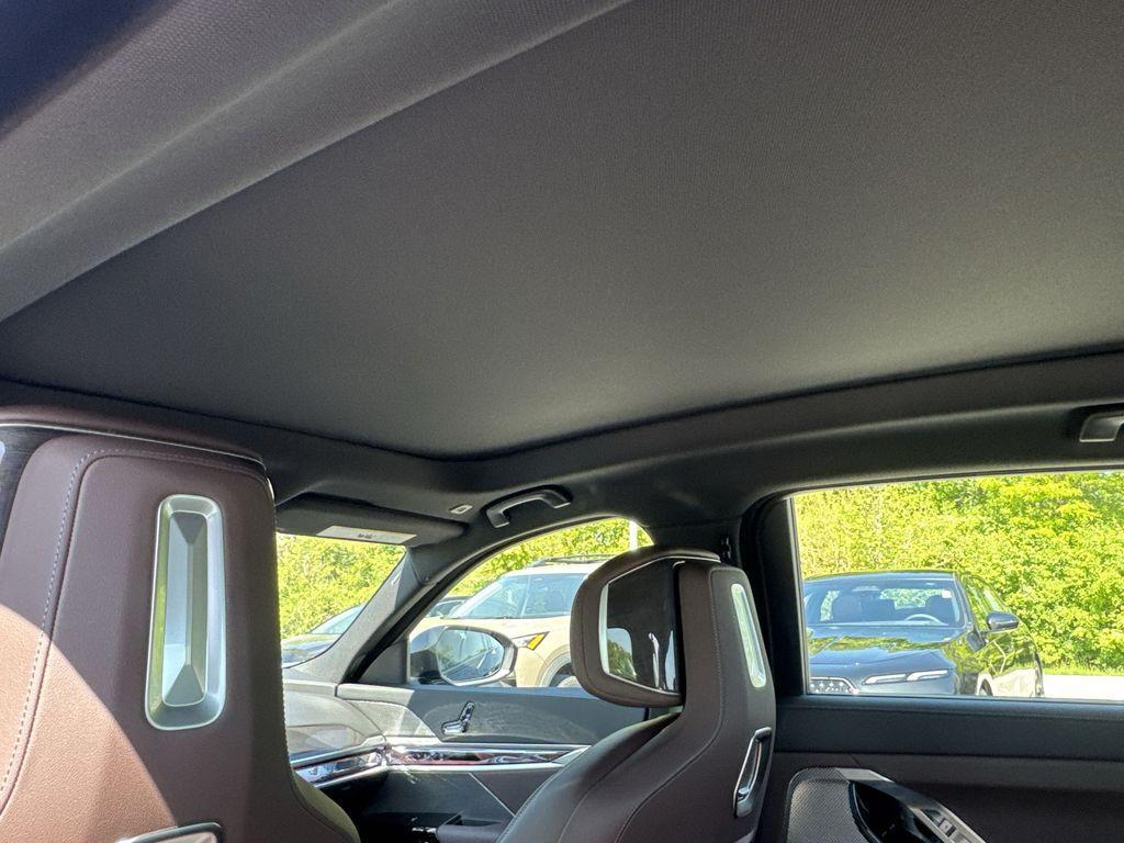 new 2026 BMW 760 car, priced at $131,767