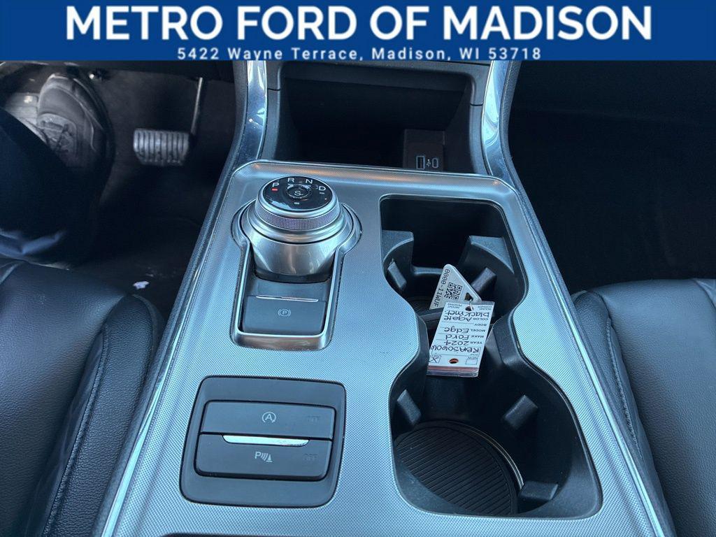 used 2024 Ford Edge car, priced at $28,150