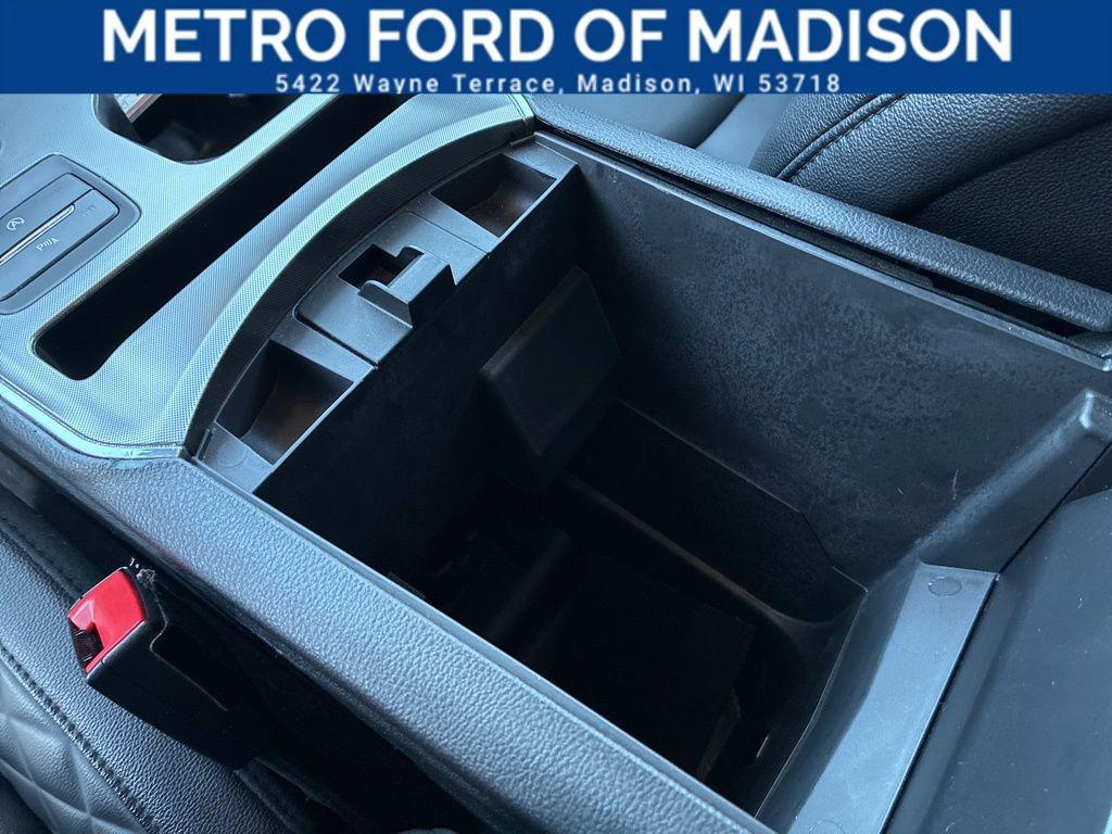 used 2024 Ford Edge car, priced at $28,150