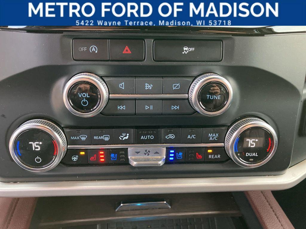 used 2023 Ford Expedition car, priced at $43,200