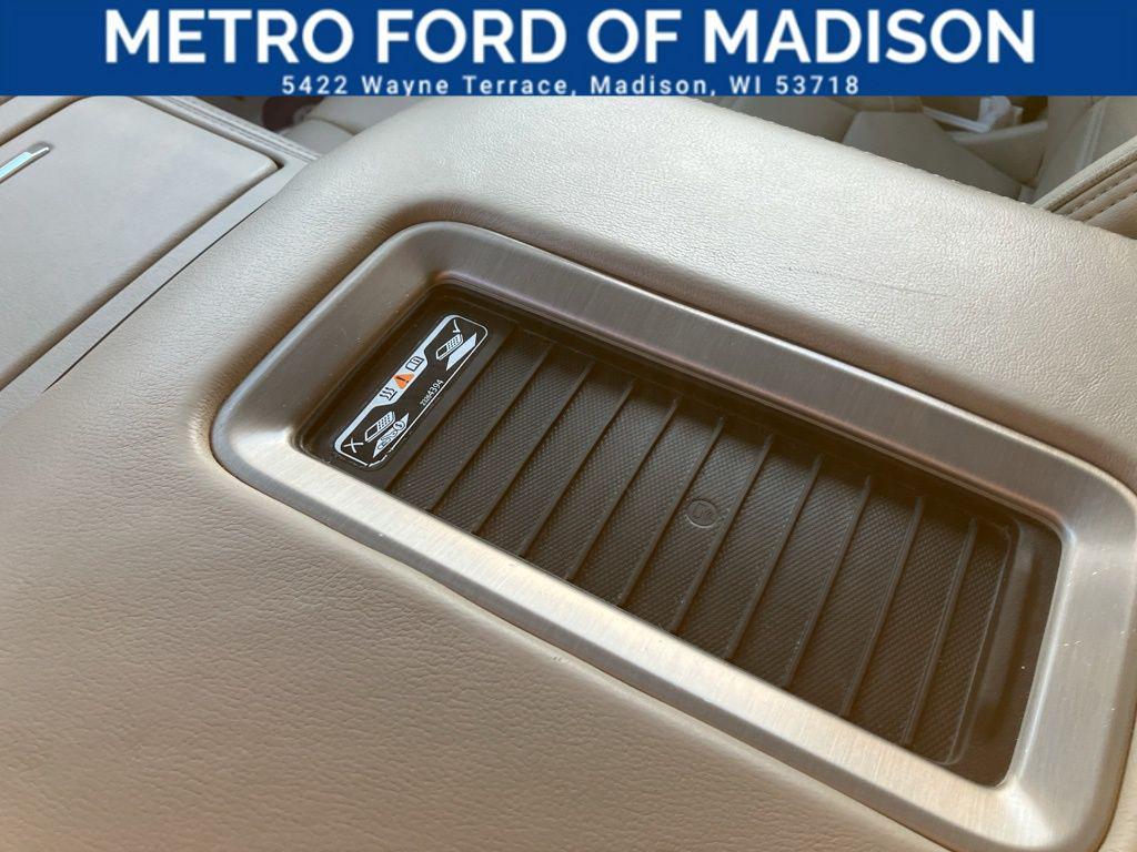 used 2019 GMC Yukon car, priced at $34,050