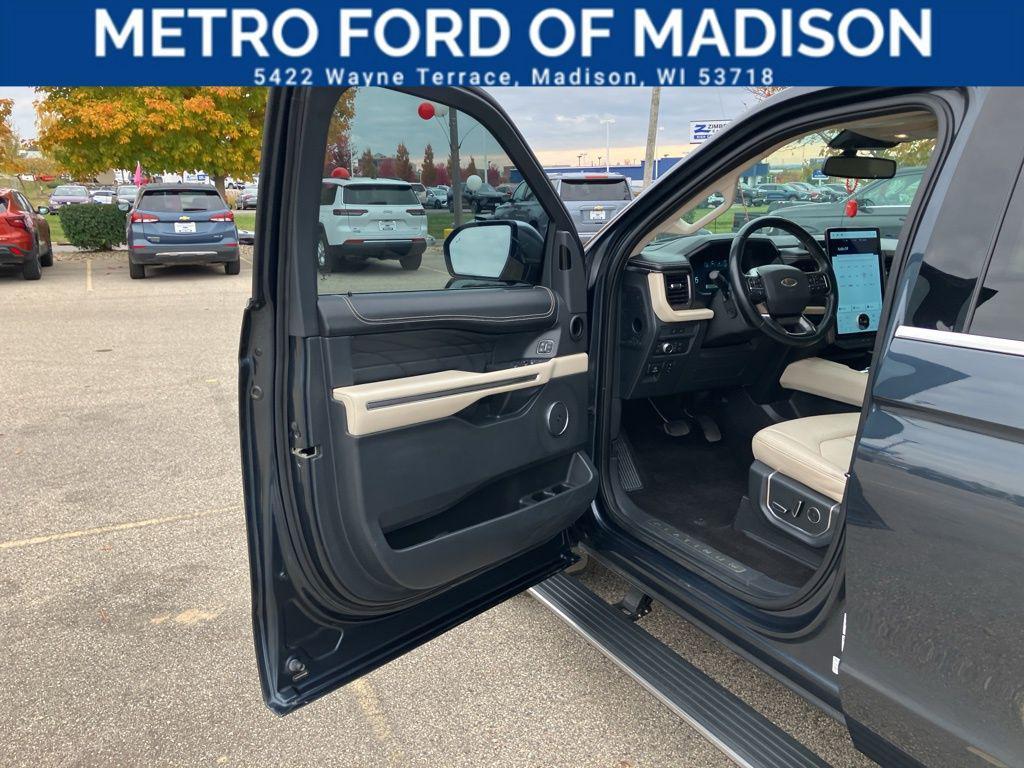 used 2022 Ford Expedition Max car, priced at $54,400
