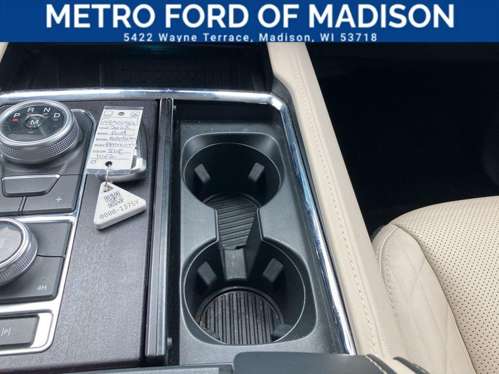 used 2022 Ford Expedition Max car, priced at $54,400
