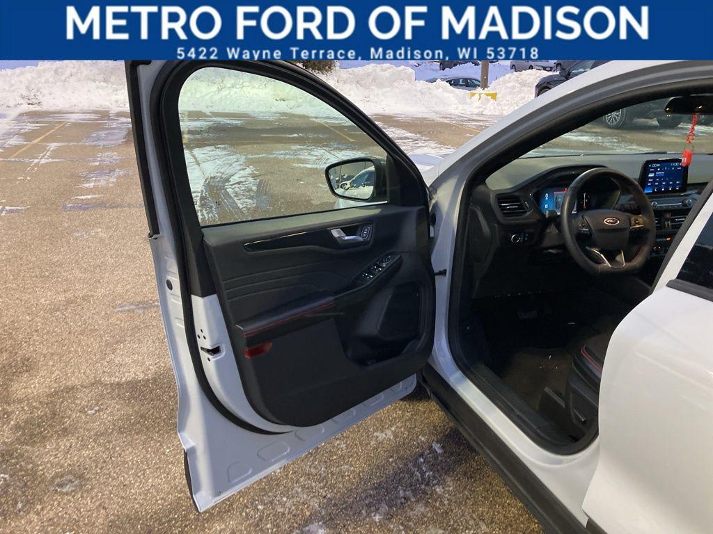 used 2025 Ford Escape car, priced at $26,700