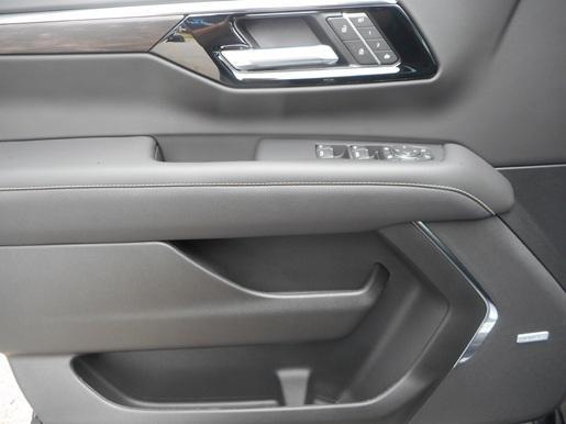 new 2026 Chevrolet Suburban car, priced at $83,985