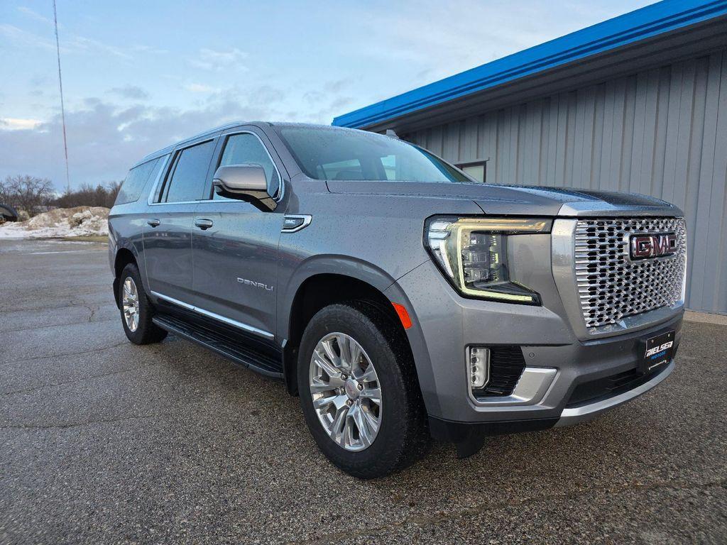 used 2021 GMC Yukon XL car, priced at $49,495