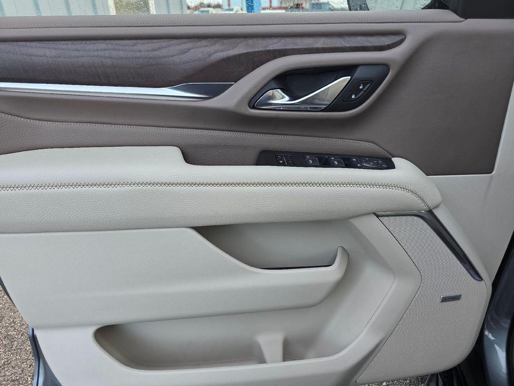 used 2021 GMC Yukon XL car, priced at $49,495