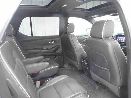 used 2022 Chevrolet Traverse car, priced at $36,995