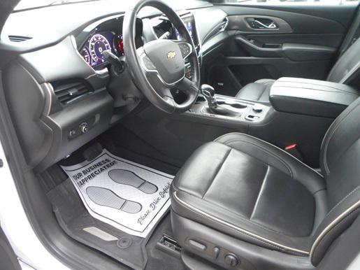 used 2022 Chevrolet Traverse car, priced at $36,995