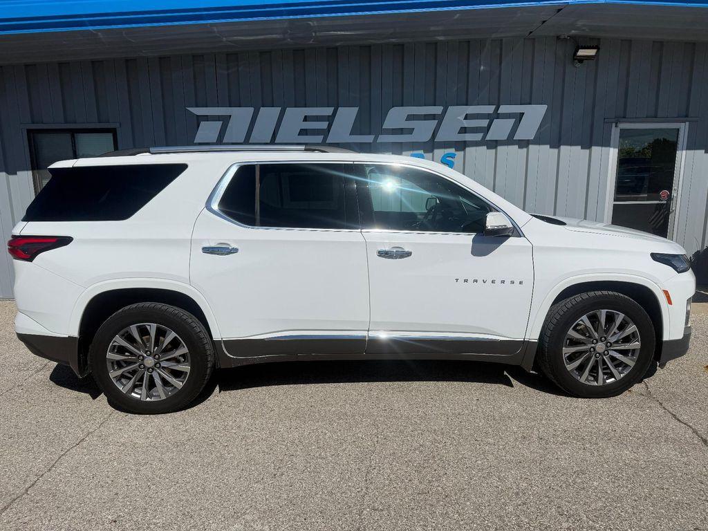 used 2023 Chevrolet Traverse car, priced at $30,995