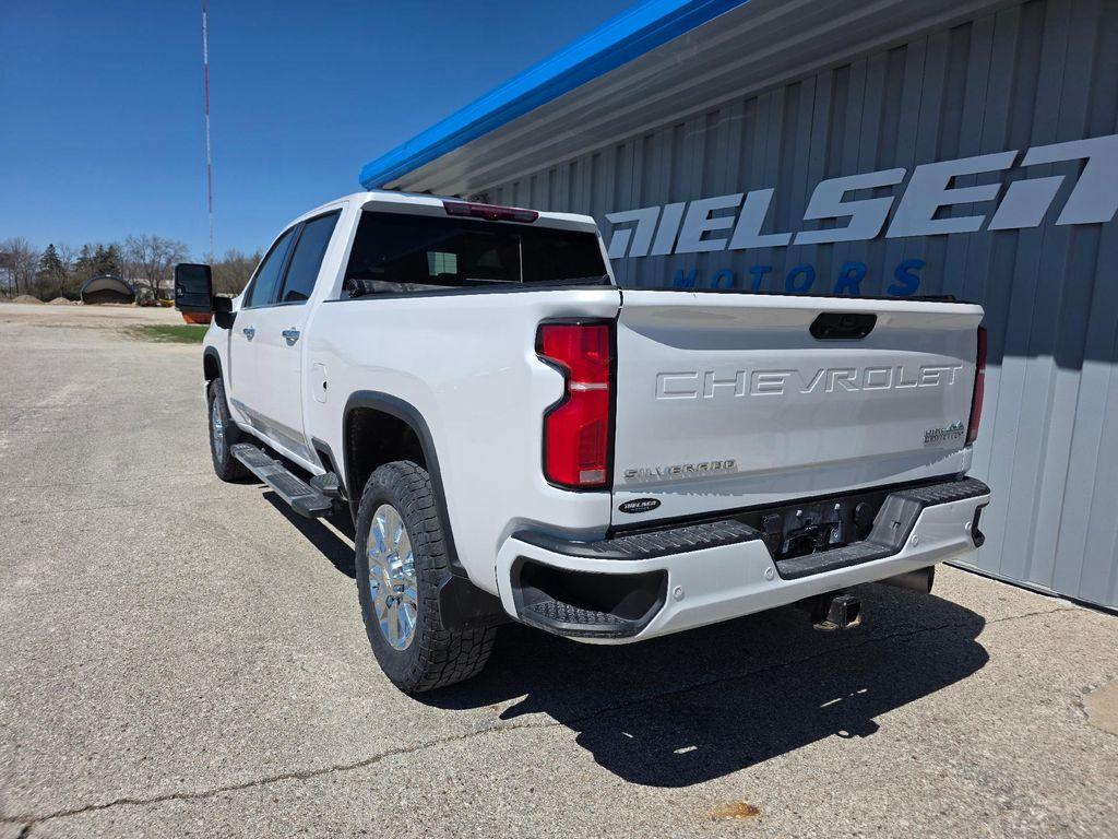 used 2024 Chevrolet Silverado 2500 car, priced at $59,995