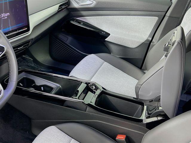 new 2025 Volkswagen ID.4 car, priced at $51,481