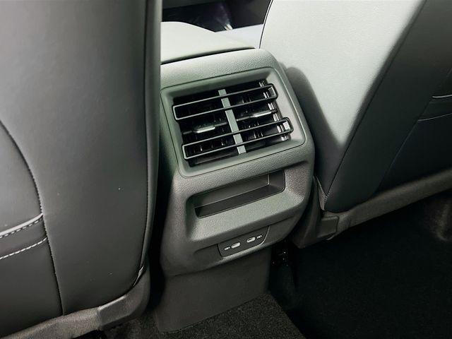 new 2025 Volkswagen Tiguan car, priced at $38,032