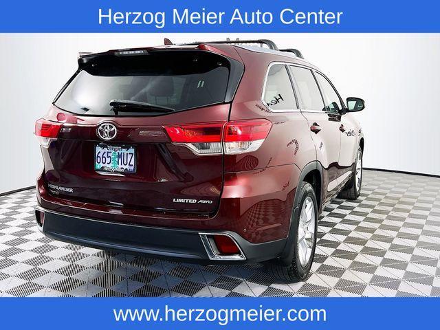 used 2018 Toyota Highlander car, priced at $21,988