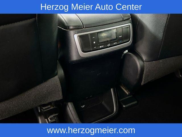used 2018 Toyota Highlander car, priced at $21,988