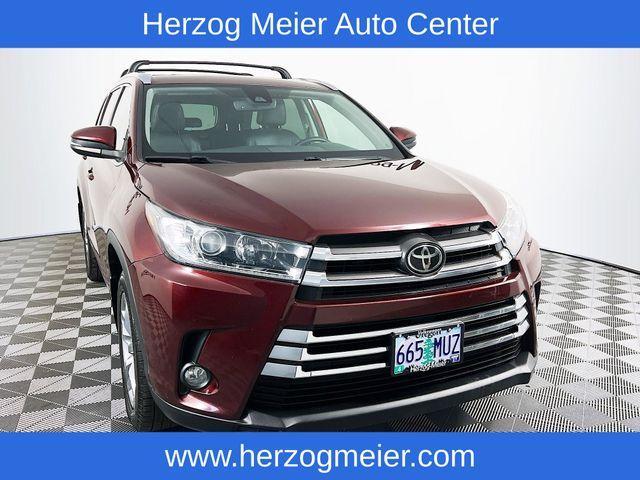 used 2018 Toyota Highlander car, priced at $21,988