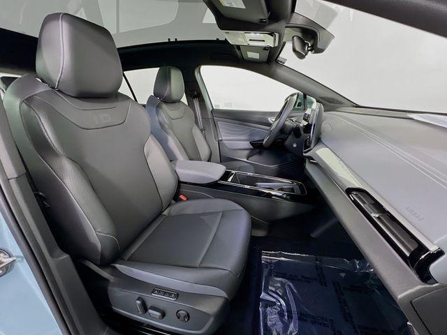 new 2025 Volkswagen ID.4 car, priced at $56,176