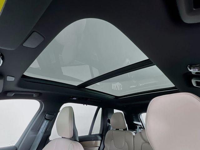 new 2026 Volvo XC90 Plug-In Hybrid car, priced at $85,995