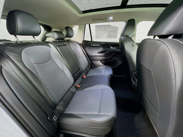 new 2025 Volkswagen Tiguan car, priced at $37,576