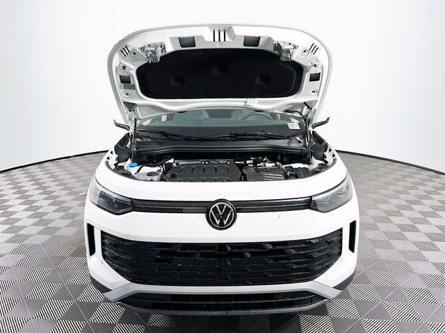 new 2025 Volkswagen Tiguan car, priced at $37,576