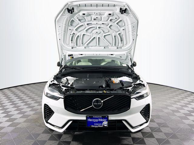 new 2026 Volvo XC60 Plug-In Hybrid car, priced at $76,210