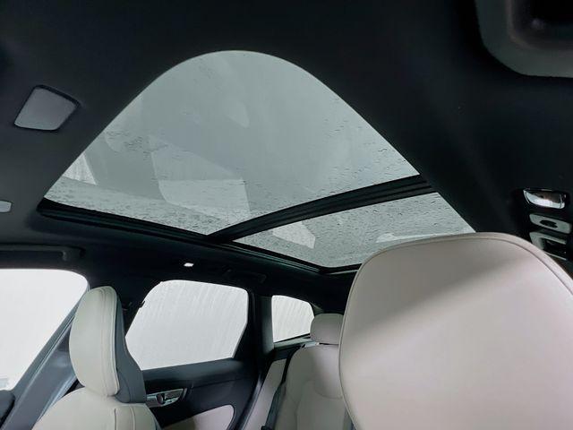 new 2026 Volvo XC60 car, priced at $58,105