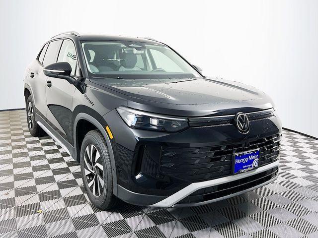 new 2026 Volkswagen Tiguan car, priced at $33,780