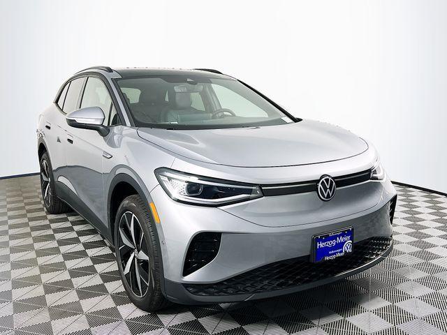 new 2025 Volkswagen ID.4 car, priced at $56,581