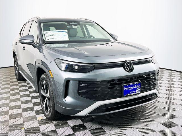 new 2026 Volkswagen Tiguan car, priced at $38,187