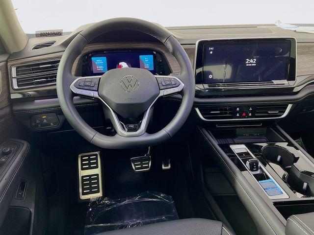 new 2026 Volkswagen Atlas car, priced at $57,804