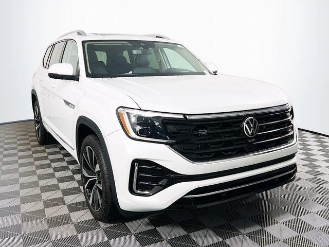 new 2026 Volkswagen Atlas car, priced at $57,804